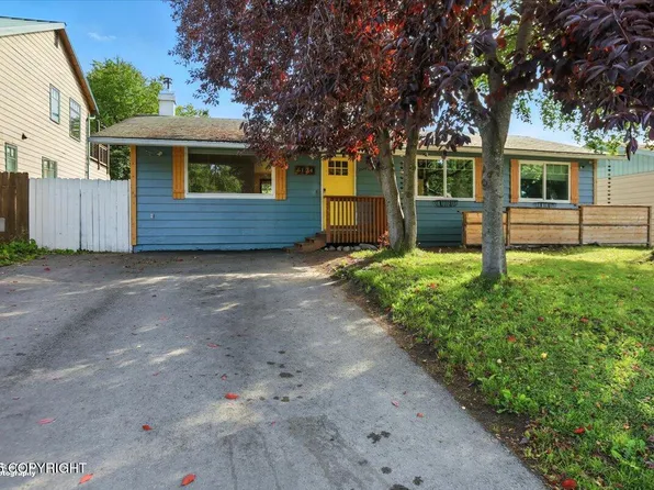 6124 E 22nd Ave, Anchorage, AK 99504
