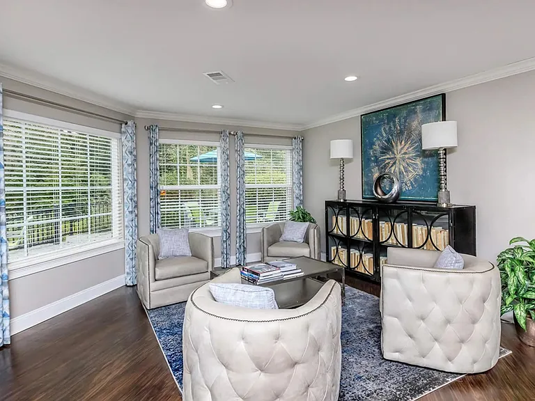 Azure Cove Apartment Homes — Photo 54