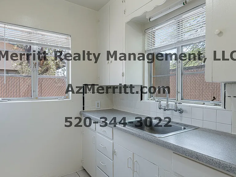 1204 N Winstel Blvd #3 — Photo 12
