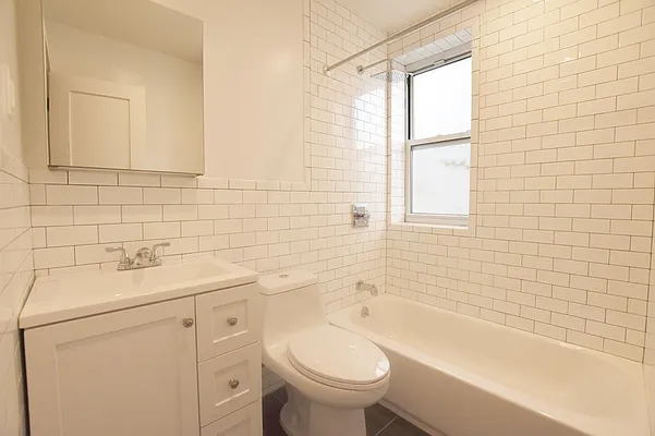 Rented by Bold New York | media 17