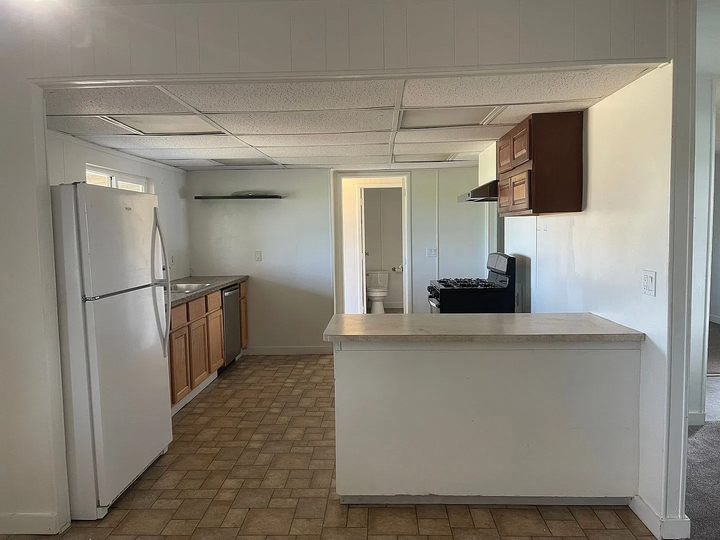 1616 Cornelius Ave — Photo 2
