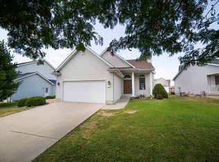 2803 Scarborough St, Bloomington, IL 61705