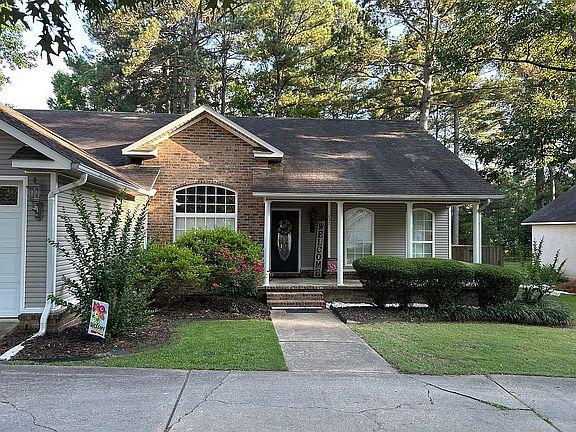 3rd image of 131 University Heights Dr