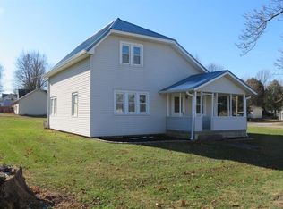 107 W Walnut St, Waynetown, IN 47990