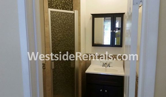5th image of 1274 Havenhurst Dr APT 2