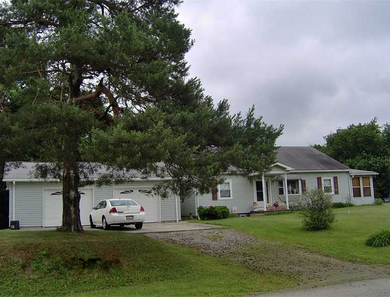 2nd image of 514 Old Route 51 Rd