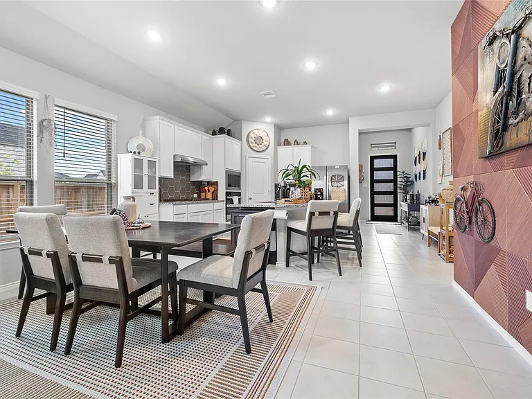 8727 Gleaming Village Way — Photo 8