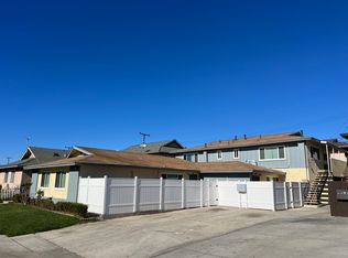 712 Shalimar Dr APT A, Costa Mesa, CA 92627