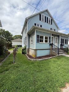 112 E Walnut St, Nazareth, PA, 18064