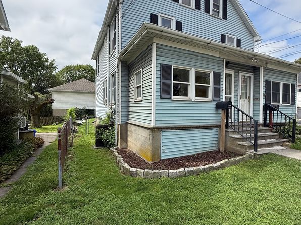 112 E Walnut St