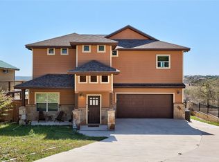 1748 Lakeshore Dr, Canyon Lake, TX 78133