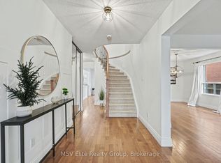 12 Donald Wilson St, Whitby, ON L1R2H5