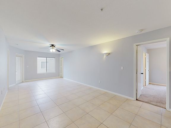 5th image of 515 Southwest Pkwy APT 204