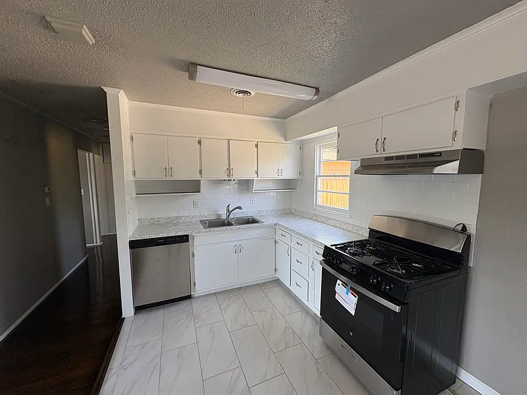 3116 S Woodland St — Photo 3