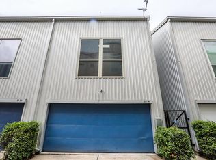 2718 Chenevert St, Houston, TX 77004