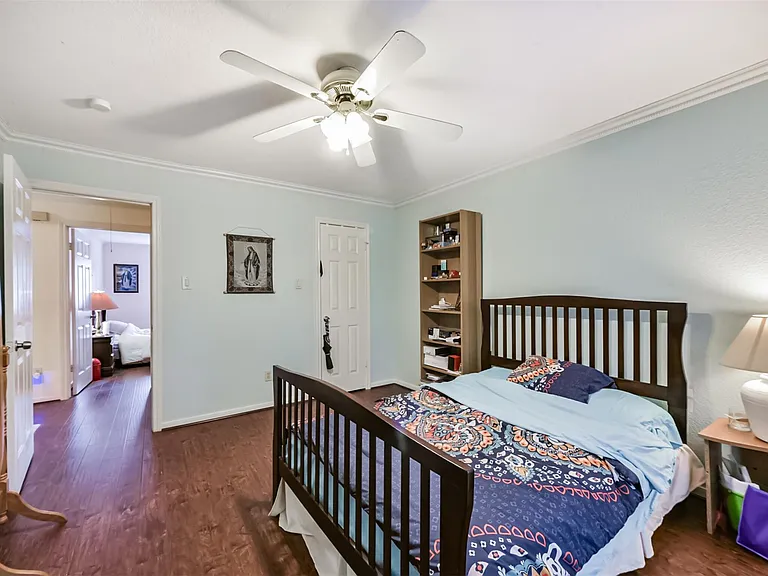 1306 N Gabriel River Cir — Photo 34