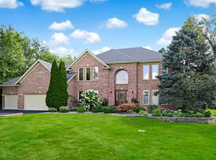 3919 Douglas Rd, Downers Grove, IL 60515