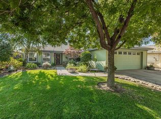 2820 Riverview Dr, Madera, CA 93637