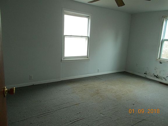 5th image of 4088 West St