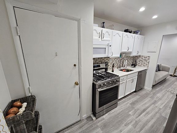 5th image of 5608 Bismach Dr APT 201