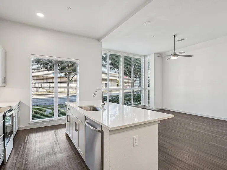 Ross + Peak — Photo 27