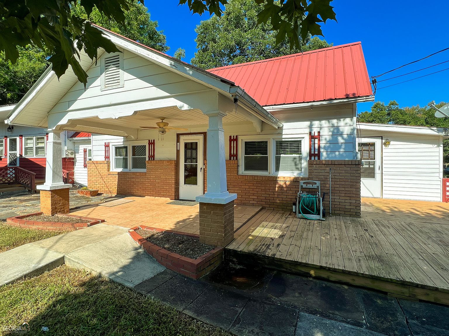 319 Oak Ave, Demorest, GA 30535 Zillow