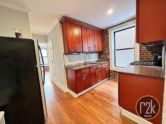 3rd image of 20-79 31st St #A2