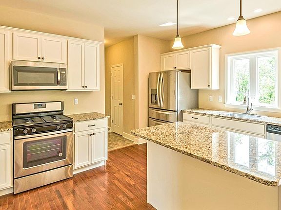 2nd image of 7 Brisbane Ct