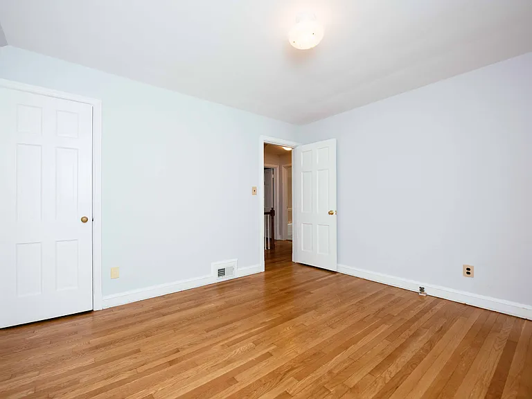 5837 Nebraska Ave NW — Photo 7