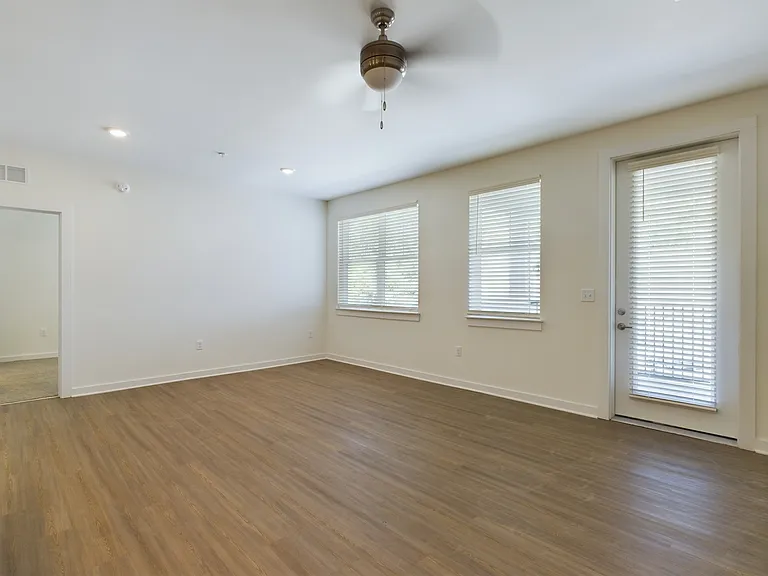 Sanctuary Bluff Apartments — Photo 71