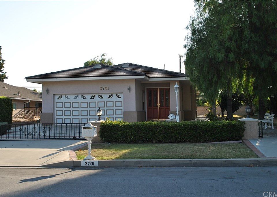 1st image of 2701 Winthrop Ave