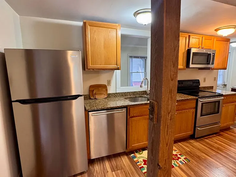 177 Main St #2 — Photo 3