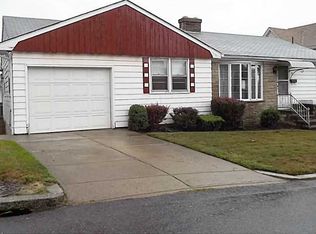 47 Swift St, Providence, RI 02904