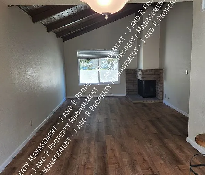 18 Miranda Ct — Photo 9