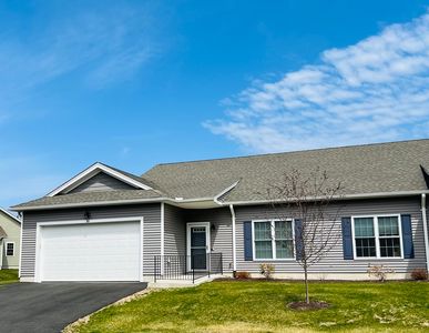 111 Daniel Shays Hwy #30, Belchertown, MA, 01007