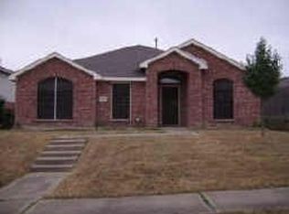 2420 Redfield Dr, Mesquite, TX 75181