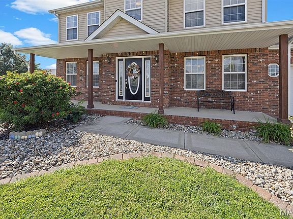 5th image of 6 Coolidge Ct