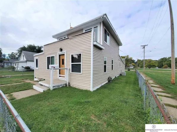 4826 N 16th St, Omaha, NE 68110