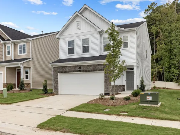 2203 Cape May Ln, Durham, NC 27703