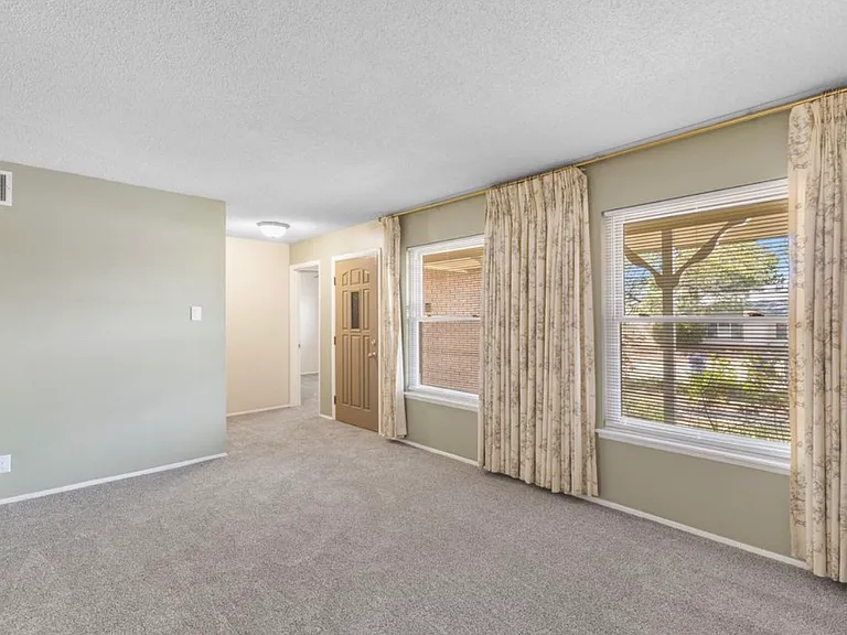 3112 Riviera Pl NE — Photo 6