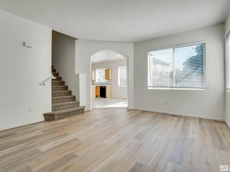 2702 Cintoia Dr — Photo 8
