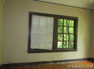 1st image of 4455 Lakeshore Dr