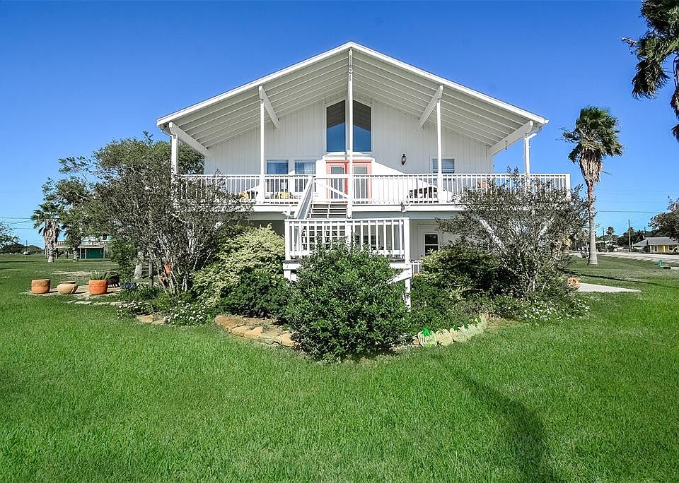 1st image of 706 Carancahua Blvd