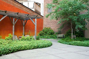 Rented by Sotheby's International Realty