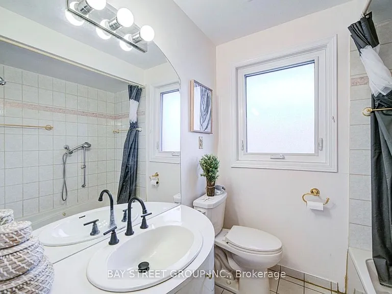 331 Elmwood Ave — Photo 13