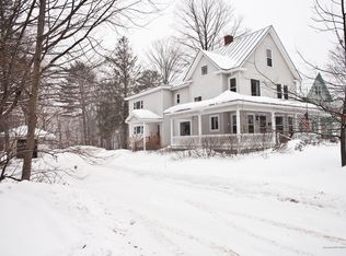 103 Main St, Farmington, ME 04938