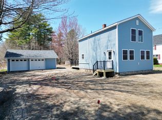 38 River Road, Howland, ME 04448