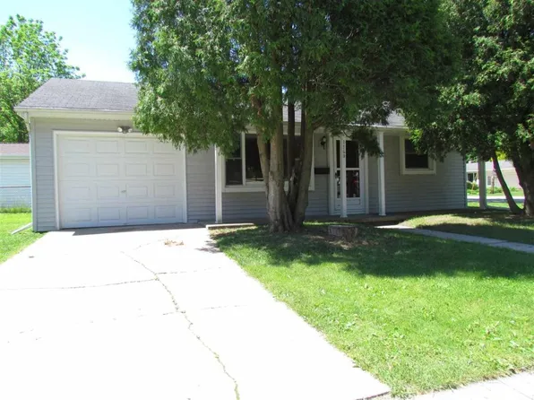 1149 Biemeret St, Green Bay, WI 54304