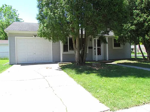 1149 Biemeret St Photo 1