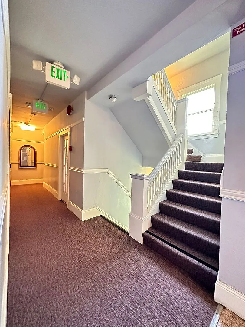 424 Jones Street — Photo 3